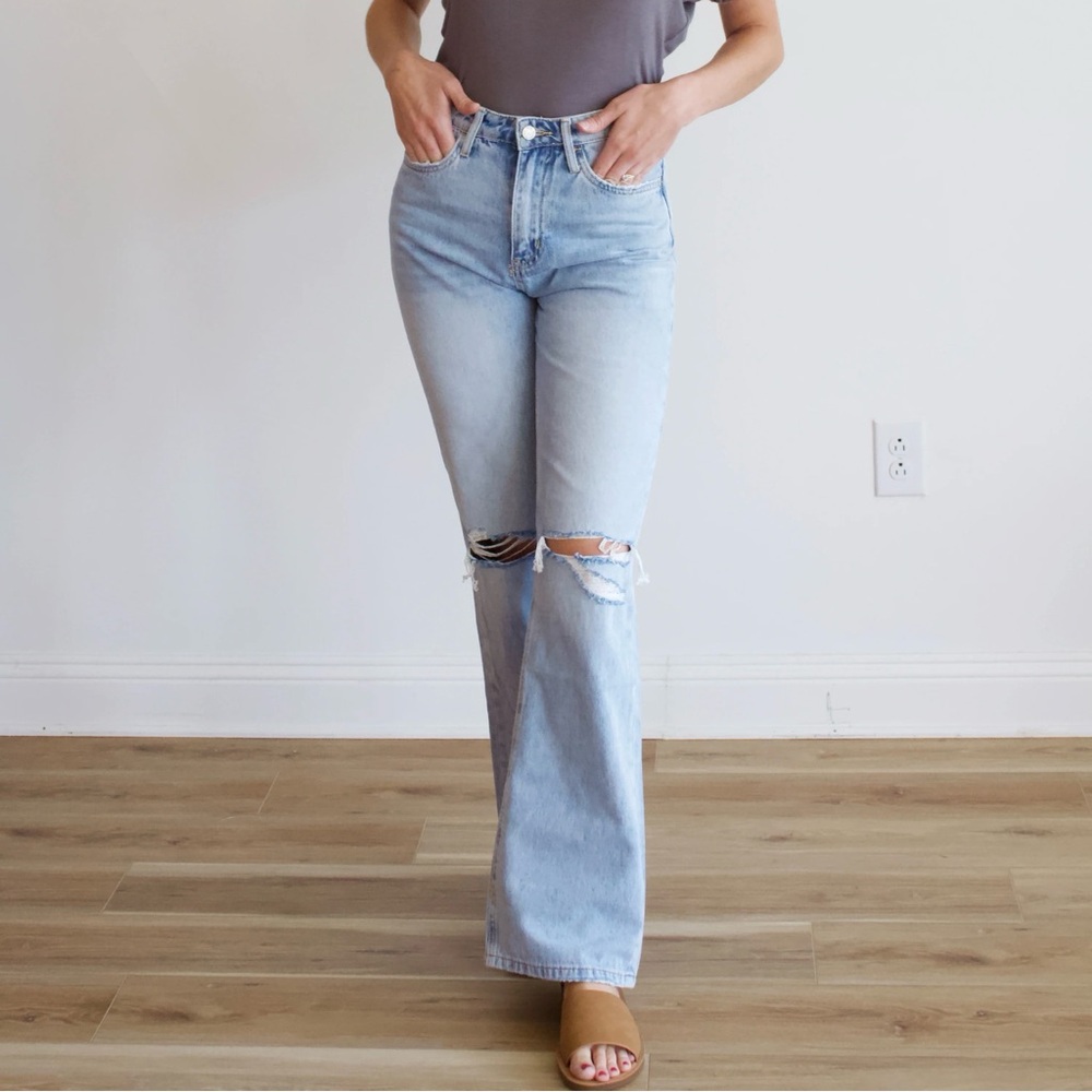 High-Waisted Light Blue Distressed Jeans